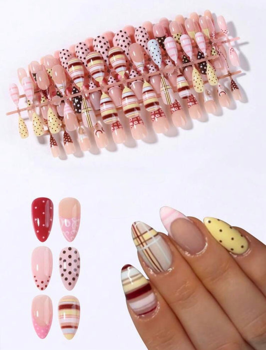 144pcs (6 Assorted Designs) Nail Kit