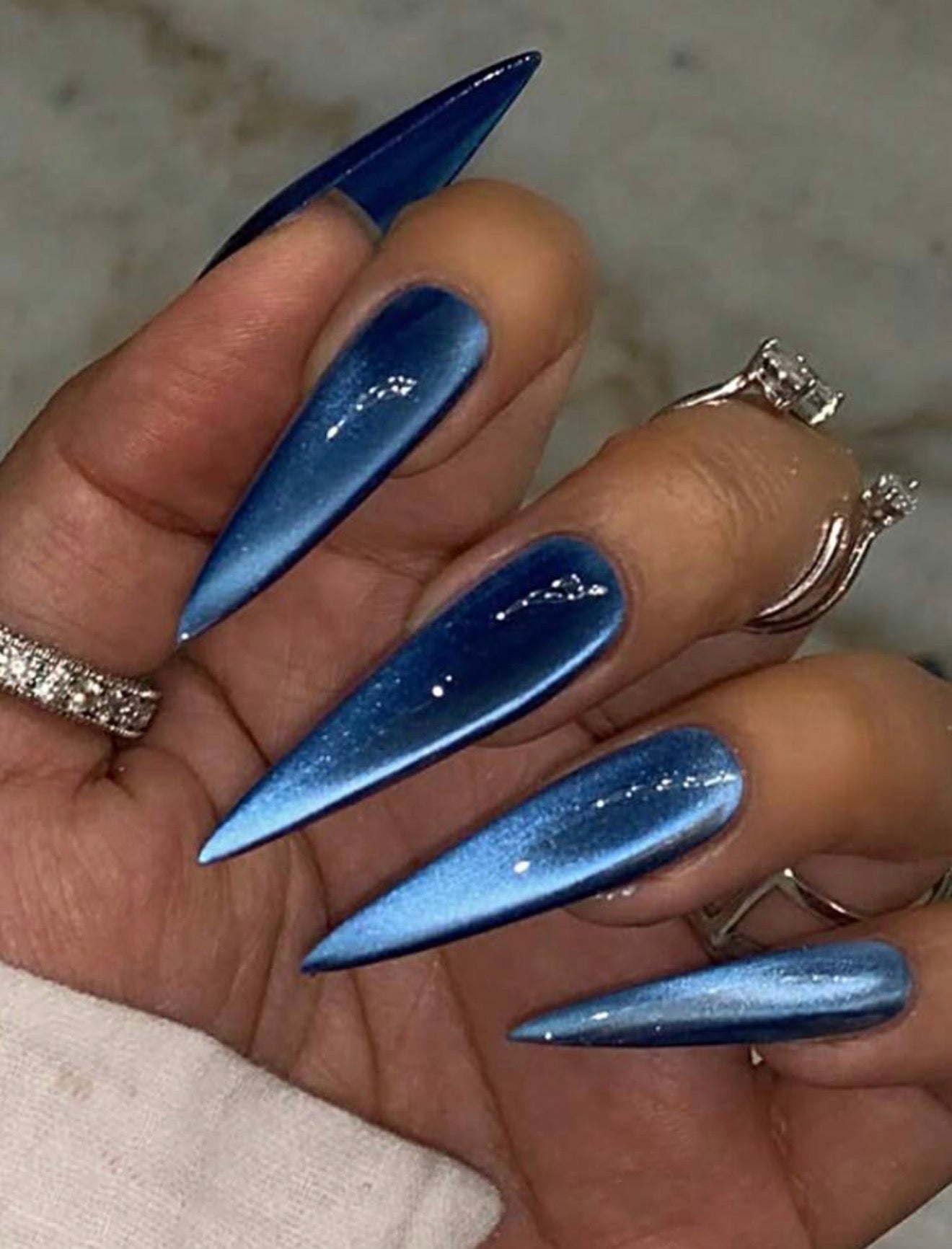 24pcs Cat Eye Stiletto Nails